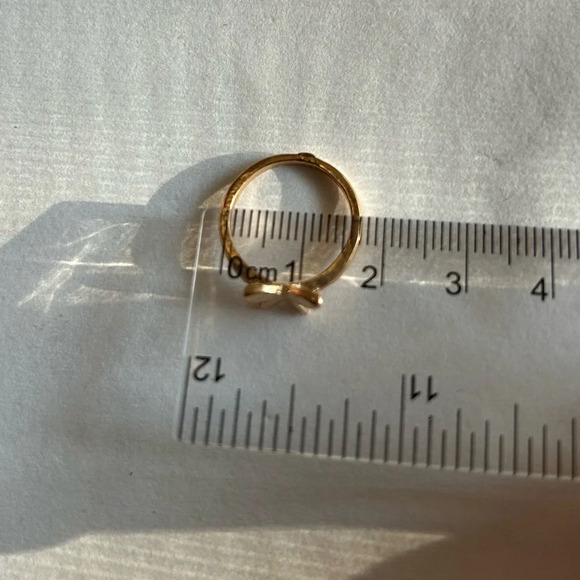 3/$20 Gold Tone Hoop Butterfly Abstract Designed Circle Ring Size 6/7 - Picture 4 of 5